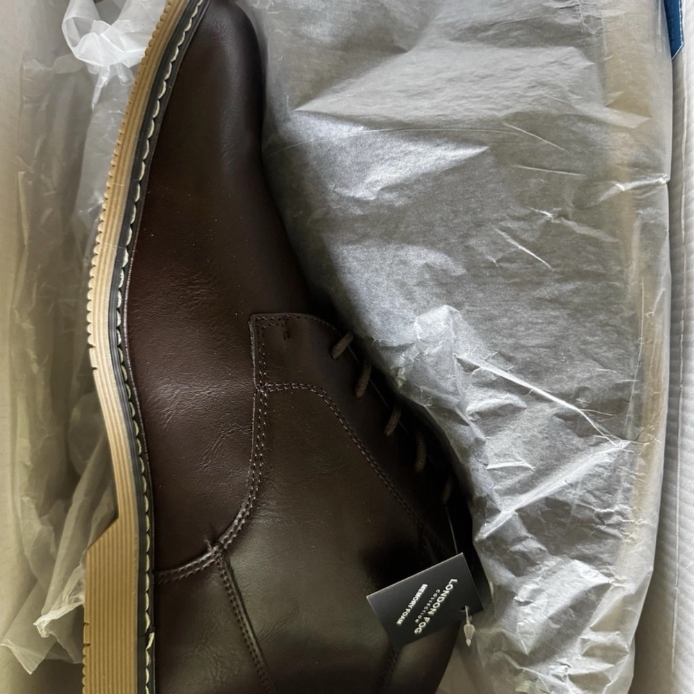 London Fog Dark Brown Chukka Boots